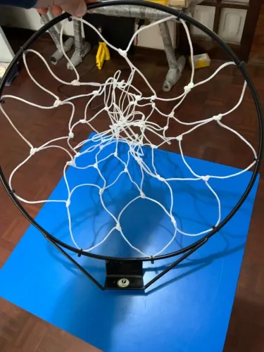 cesta de basquete 35cm diametro com rede e parafusos para fixação