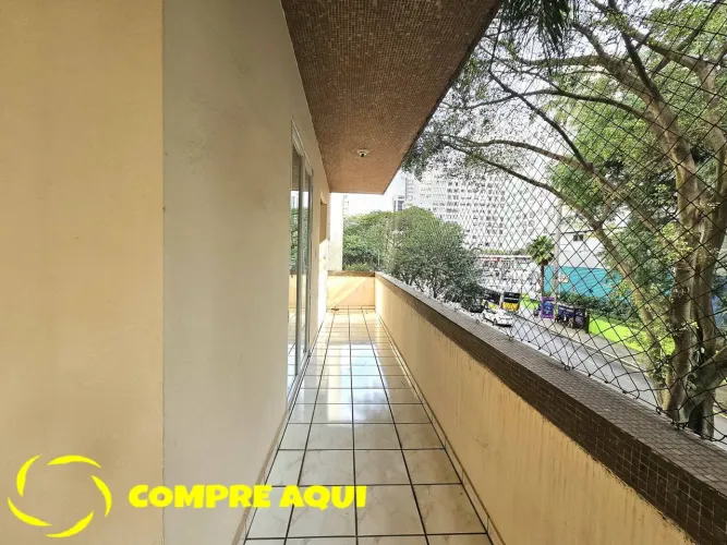 Santa Cecília | 128 m² | 2 dormitórios | Varanda | Terraço.