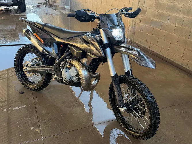 KINGGER 250cc 2t 2025 troco em Crf 
