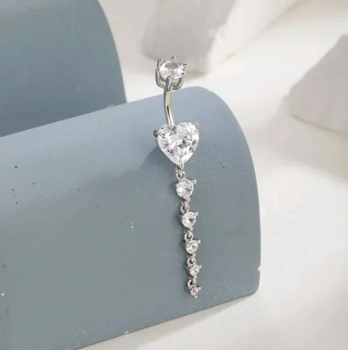 Piercing de umbigo em Aço Cirúrgico com Pingente de Coração