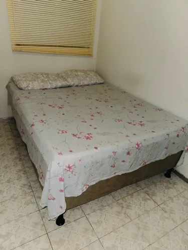 Cama Box Casal Usada