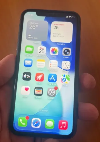 iPhone 11