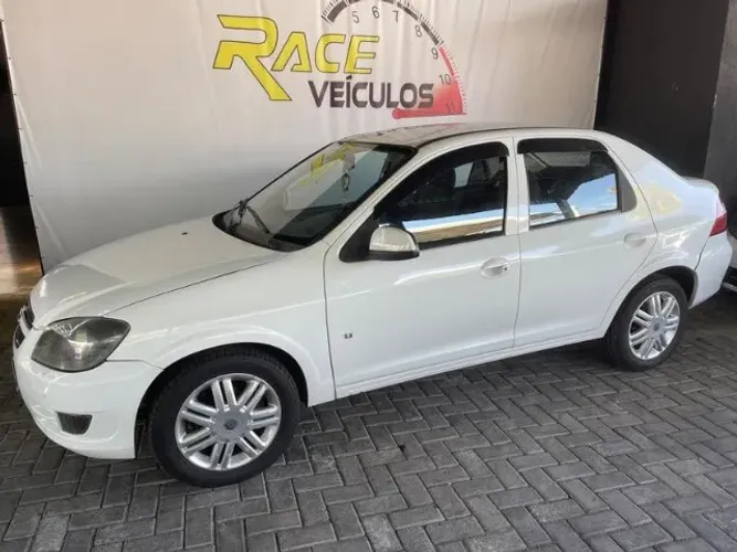 Chevrolet Prisma Sed. Maxx/ LT 1.4 8V Econof. 4P 2012