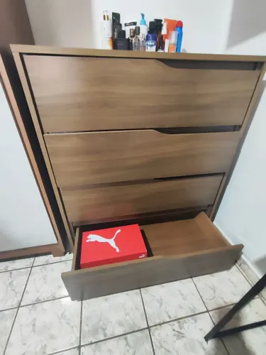 Cômoda Semi Nova