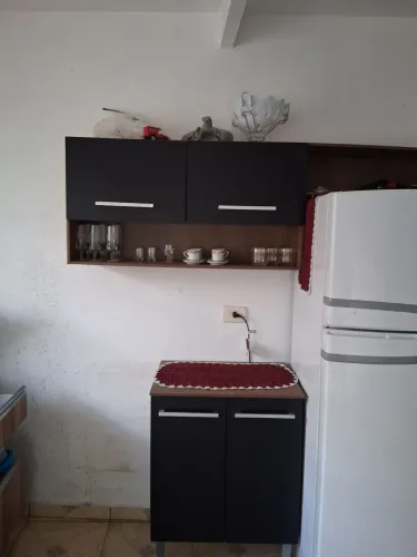 Armário de cozinha completo