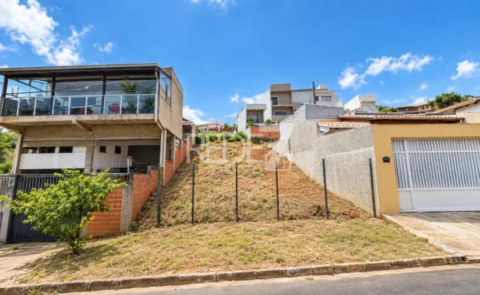 Terreno 125 m² alambrado e pronto para construir - Parque Jambeiro - Campinas