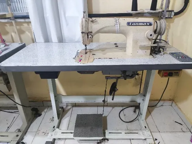 Vendo máquina Industrial Reta
