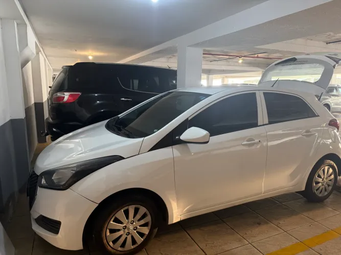 Hyundai HB20 Unique 1.0 Flex 12V Mec. 2019