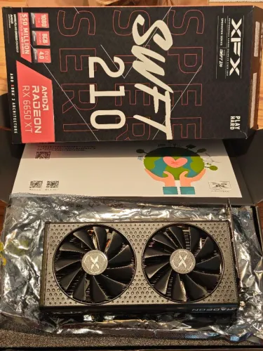 PLACA DE VIDEO RX 6650XT 8 GB XFX SWIFT SEMI NOVA 1 ANO USO NA CAIXA RX 6650 XT RX6650 AMD