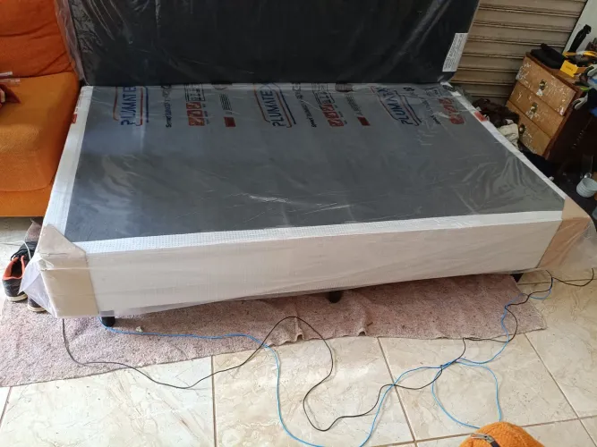 Cama box casal