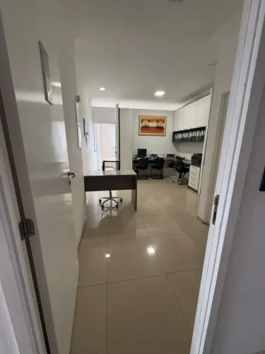 Sala comercial mobiliada para locação!