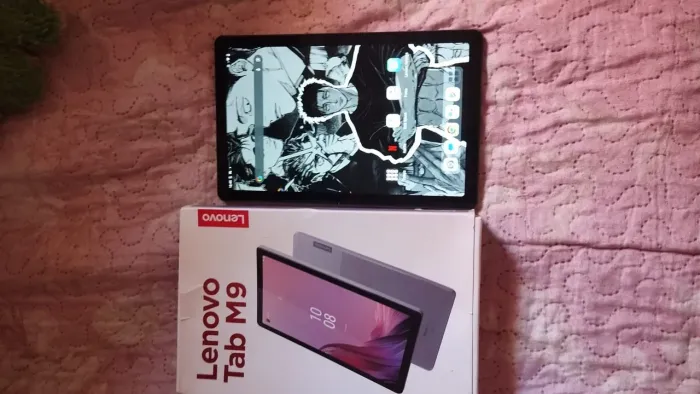 Tablet Lenovo M9
