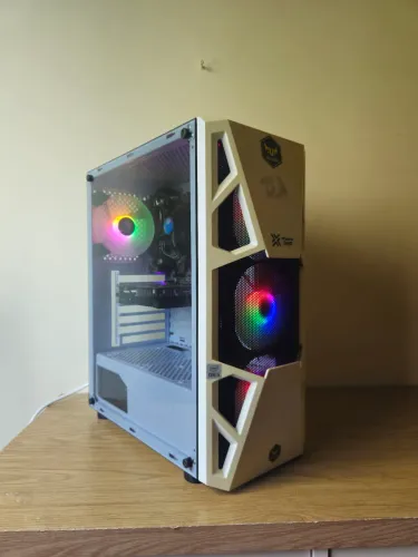 PC Gamer / i5 3570 / RX 560 4GB / 16GB RAM / SSD 128GB + HD 500GB / Fonte 1000W