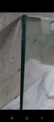 Vendo Vidro 2 metros vidro ótimo para fazer o que quiser, vidro grosso de ótima qualidade 