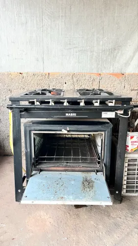 Fogão Industrial 4 Bocas Mabri com Forno Integrado