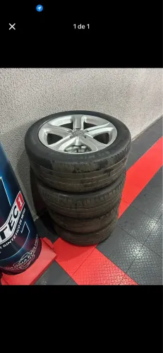 4 roda audi A4 aro 17 com pneus 225/50/17