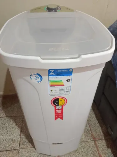 Vendendo essa máquina libell de 10kg semi nova