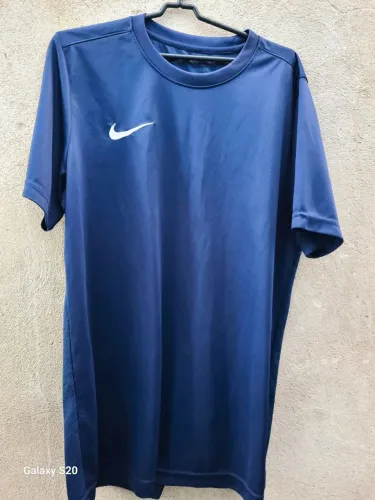 VENDO CAMISAS/PUMA/NIKE