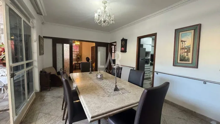 Casa à venda, 6 quartos, 2 suítes, 4 vagas, São José - Belo Horizonte/MG