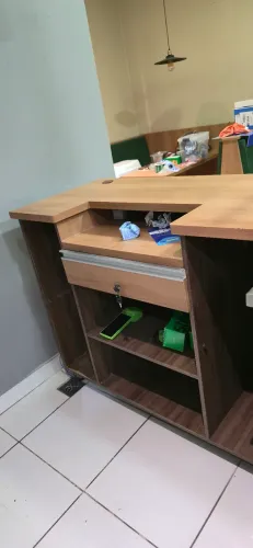 Vendo balcão de caixa 