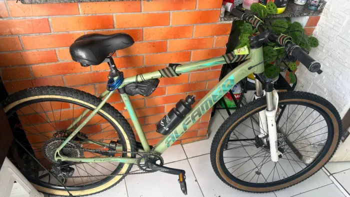 Bicicleta mtb aro29  quadro 21 troco por churrasqueira pré-moldada  4x1 ou 3x1 