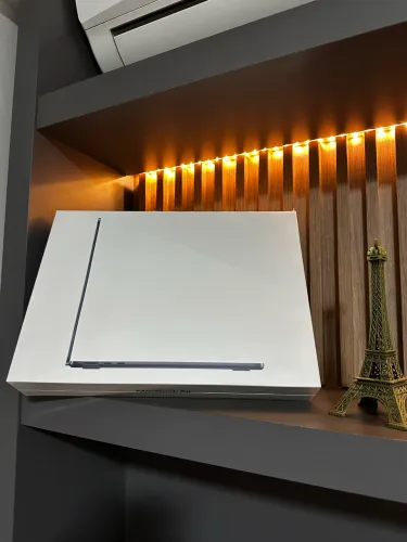 MacBook Air M2 16/256Gb 13,6 polegadas - Midnight (Lacrado)