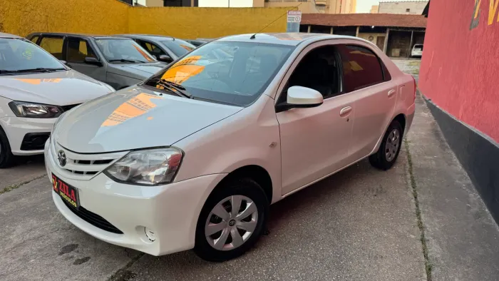 Toyota Etios XS Sedan 1.5 Flex 16V 4P Mec. 2016