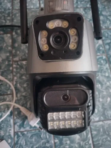 Câmera IP VLX P11 8MP 4K de Lente Dupla PTZ com Sirene e Wi-Fi<br>