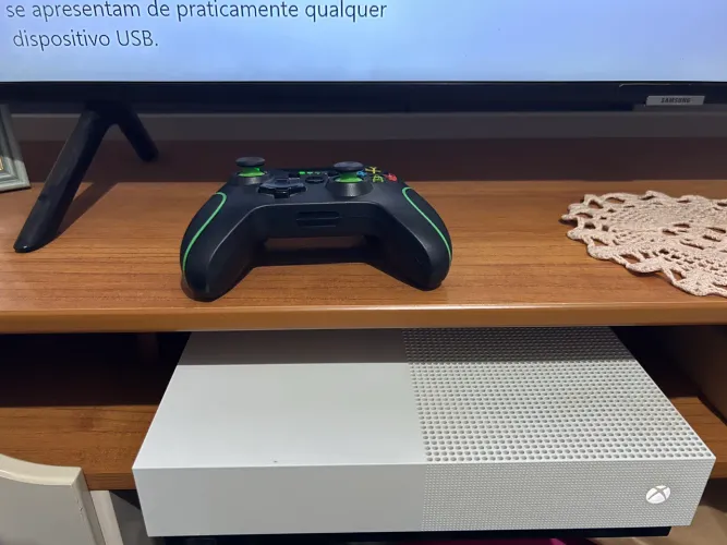 XBOX ONE S All Digital Edition - Oportunidade