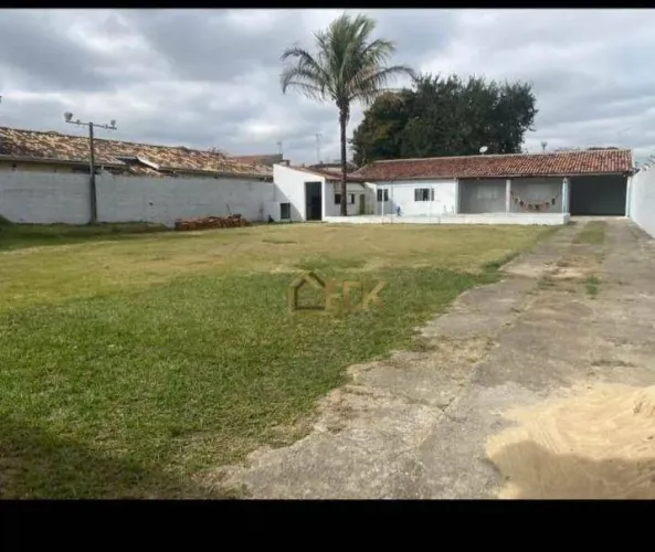 Chácara com 3 dormitórios à venda, 1000 m² por R$ 605.000,00 - Chácara Flórida - Taubaté/S