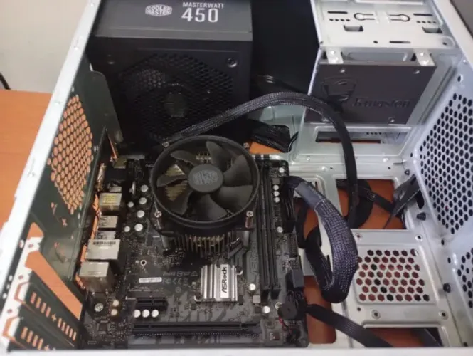 Kit Placa mãe Asrock H510 e Pentium G6405