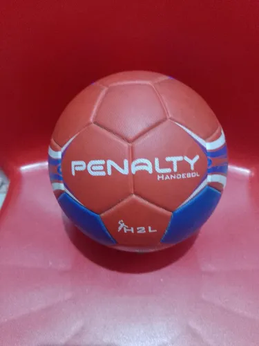 Bola pênalti handebol semi Nova usada dentro de casa ?