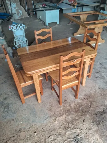 Mesa de madeira