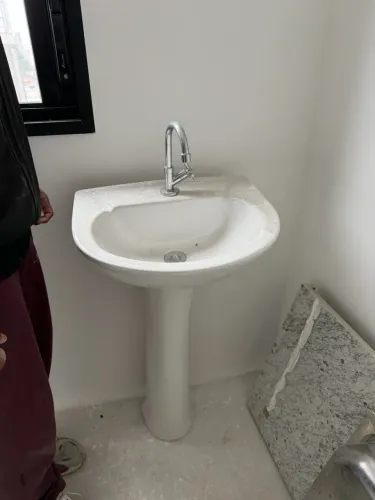 Pia e vaso sanitário