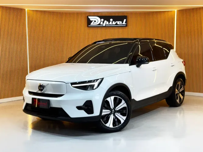 Volvo XC40 Recharge Plus (elétrico) 2023