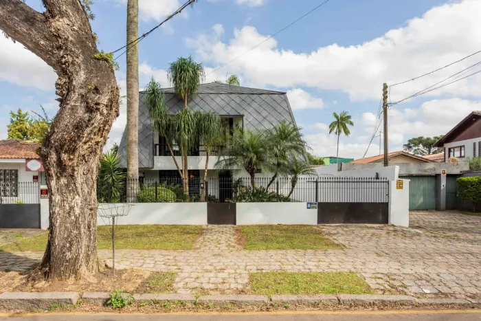 Casa à venda no Cabral ARYA1
