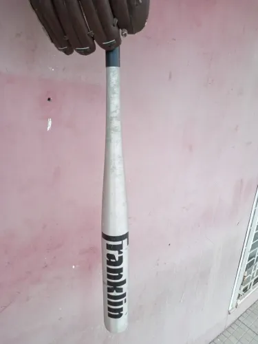 Kit beisebol