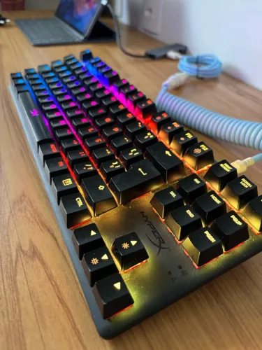 Teclado Gamer Hyperx Alloy Origins Core 