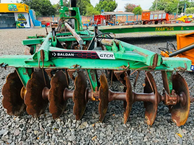 Grade arradora baldan 16x32x340 ano 2014