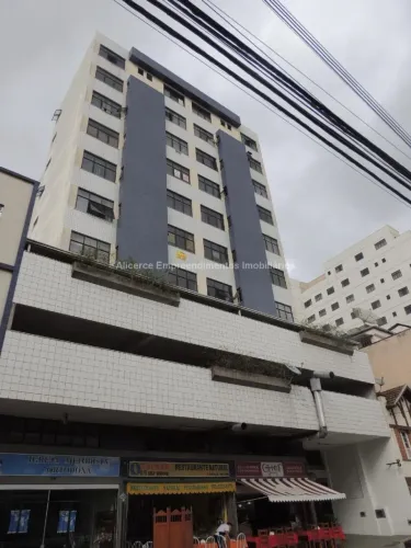Kitnet com 1 dormitório para alugar, 45 m² - Centro - Juiz de Fora/MG