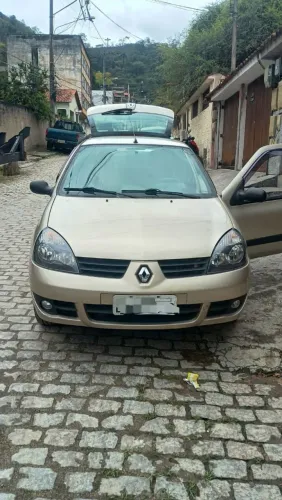 Renault Clio Hi-flex 1.0 16V 5P 2012