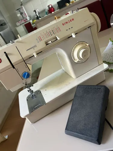 Máquina de custura