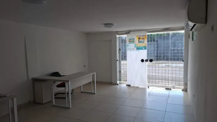 Loja Comercial próximo a Caxangá