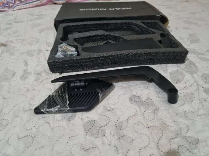Retrovisor Tipo Asa "Rosca universal"