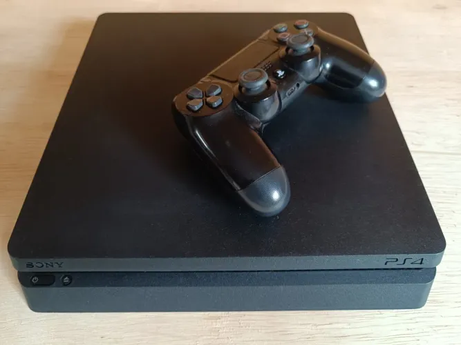 PS4 SLIM + 200 JOGOS PARCELO EM ATÉ 18X