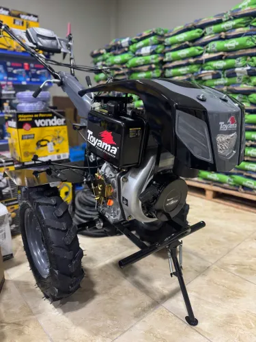 Motocultivador a Diesel 11HP C/ Partida Elétrica Pneus 12 pol  e Enxadas - Toyama (Novo)