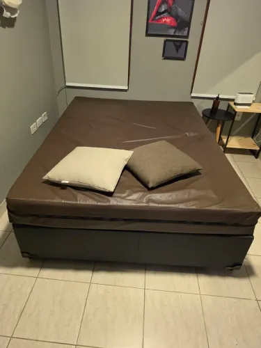 Cama box com colchao