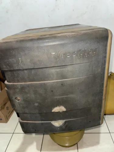 Geladeira caminhão 67 litros 12v 24v digital (EXterna) - Resfriar