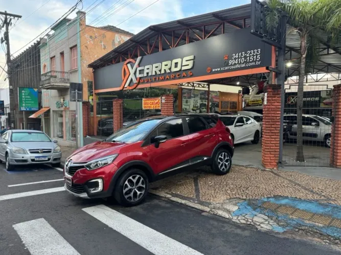 Renault Captur Iconic 1.3 TB 16V Flex 5P AUT 2021