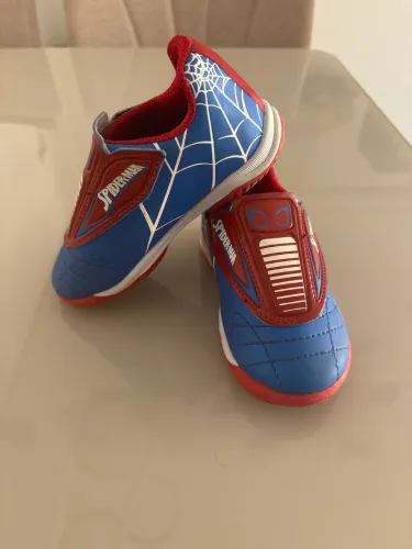 Tênis futsal infantil homem aranha tamanho 24